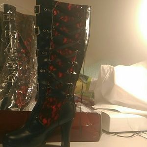 Demonia Black and red buckled shoes w/ black lace